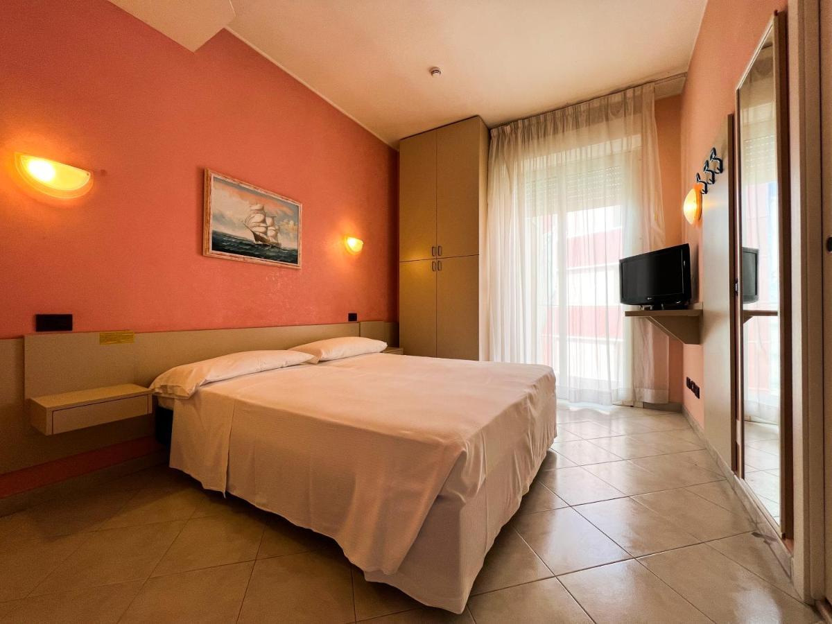 Hotel Soleblu Rimini Exterior foto
