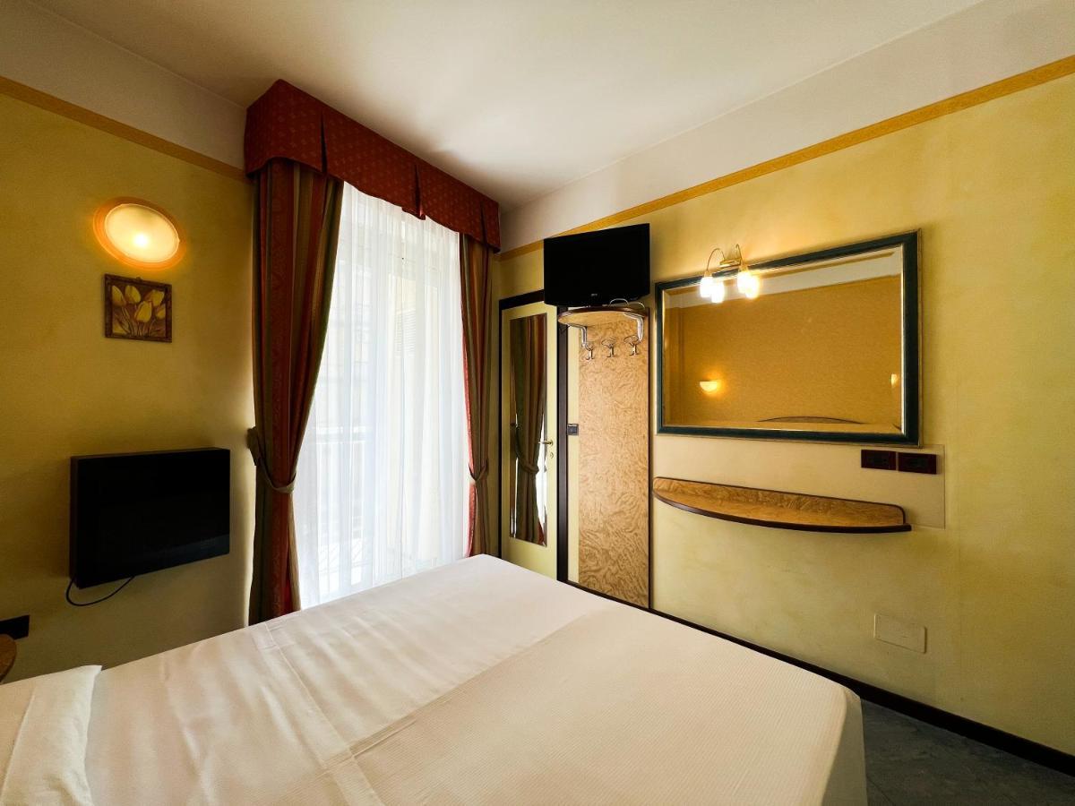 Hotel Soleblu Rimini Exterior foto